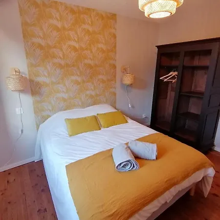 Semesterbostad Maison Renovee Attenante A Notre Chai D'armagnac