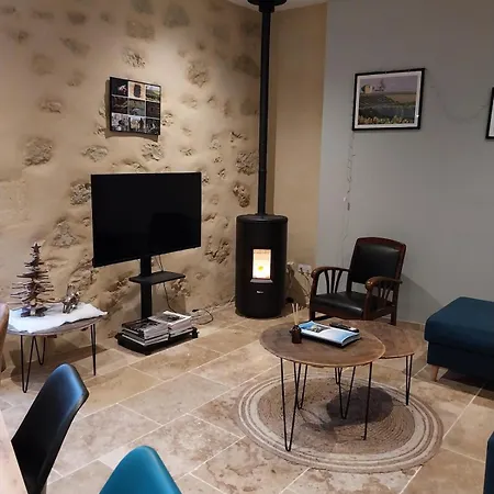 Maison Renovee Attenante A Notre Chai D'armagnac